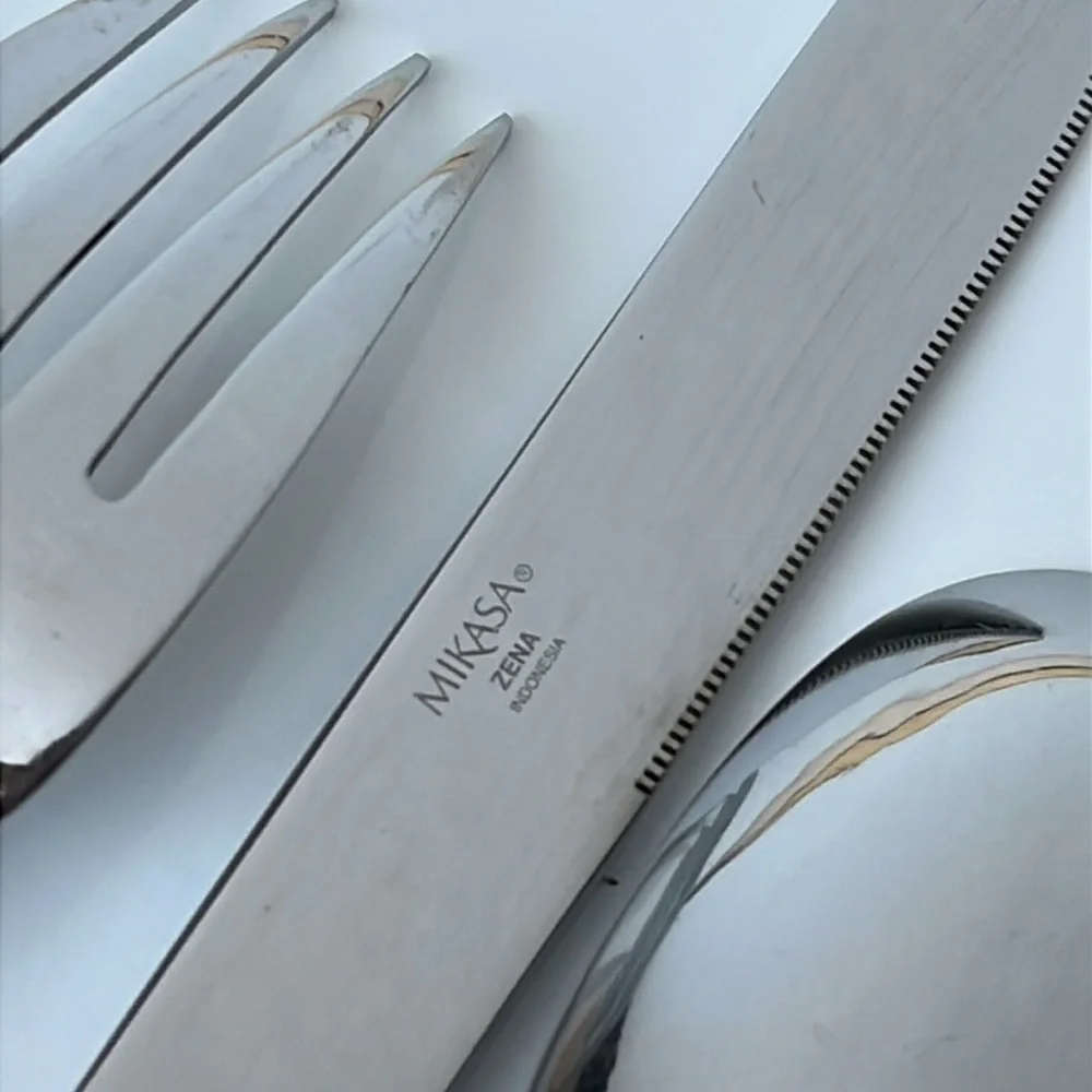 Mikasa Zena Set of 5 Modern Stainless Steel Glossy Table Place Setting